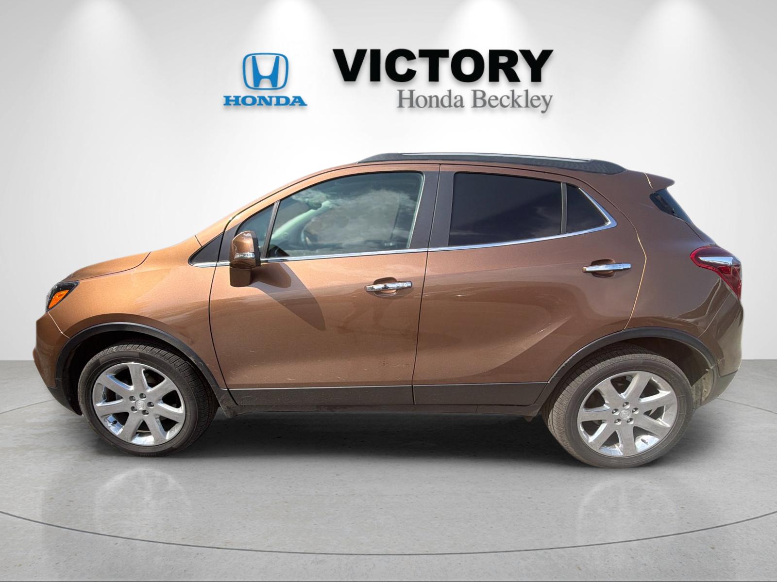 Used 2017 River Rock Metallic Buick Essence image 2