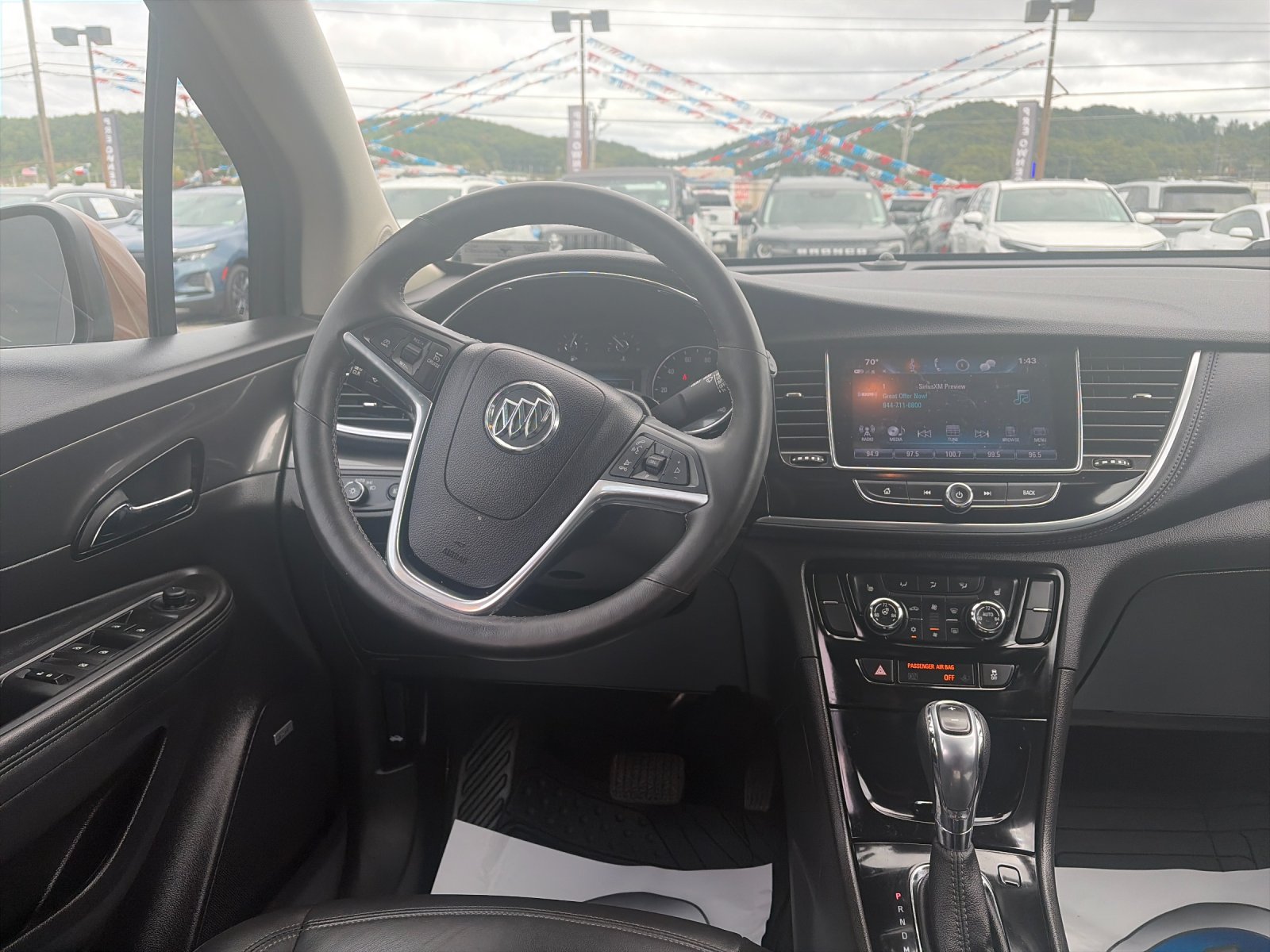 Used 2017 River Rock Metallic Buick Essence image 17