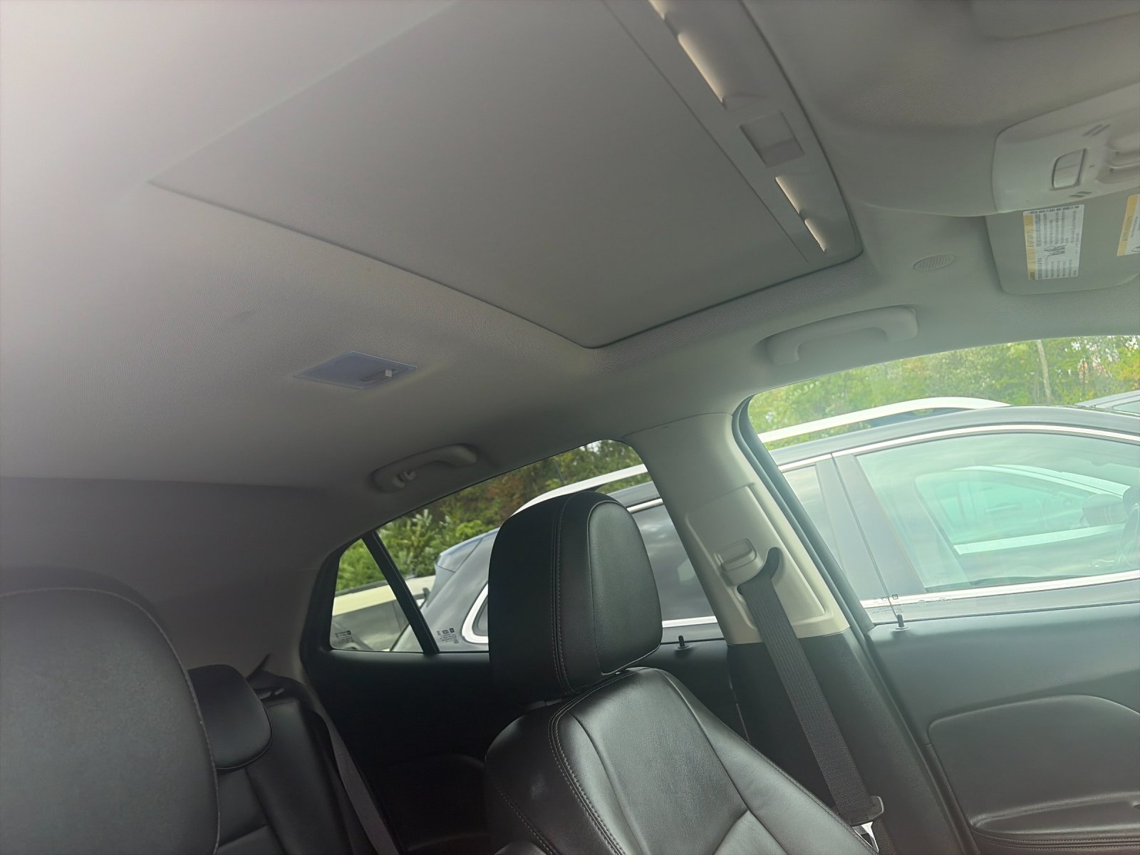 Used 2017 River Rock Metallic Buick Essence image 19