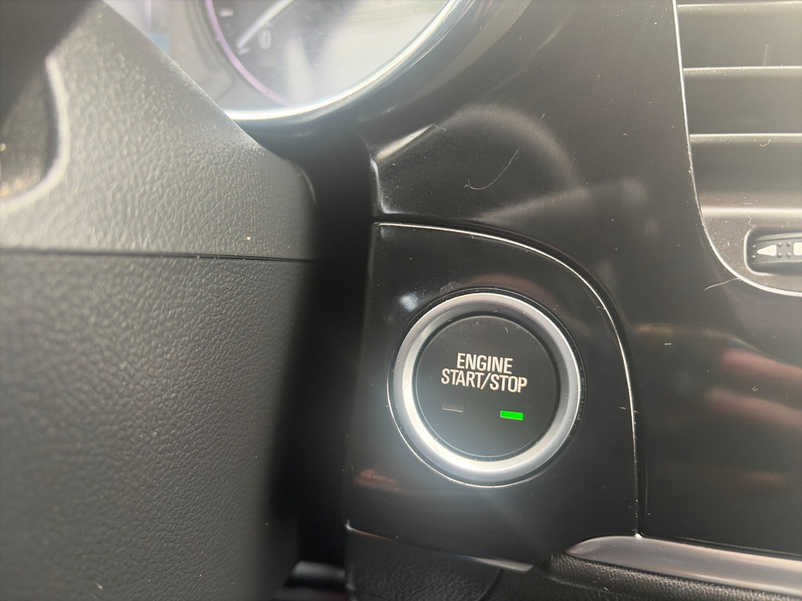 Used 2017 River Rock Metallic Buick Essence image 26