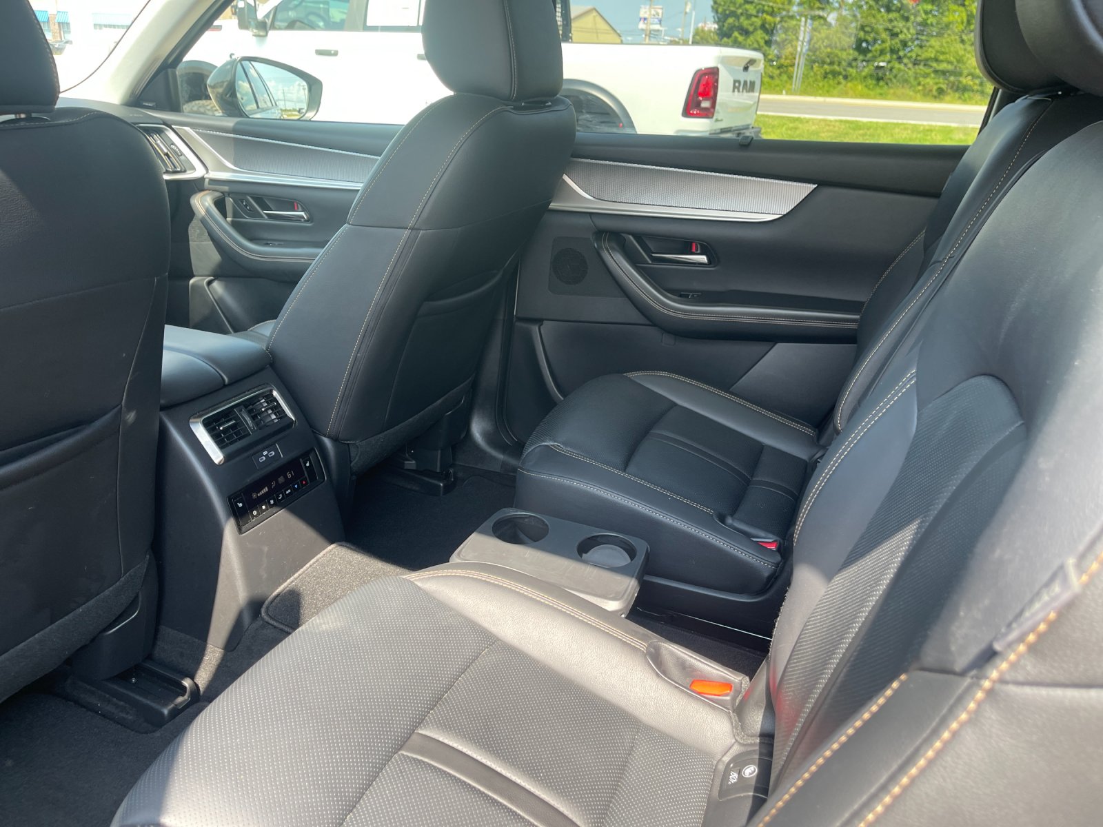 Used 2026 Platinum Mazda 3.3 Turbo Premium image 14