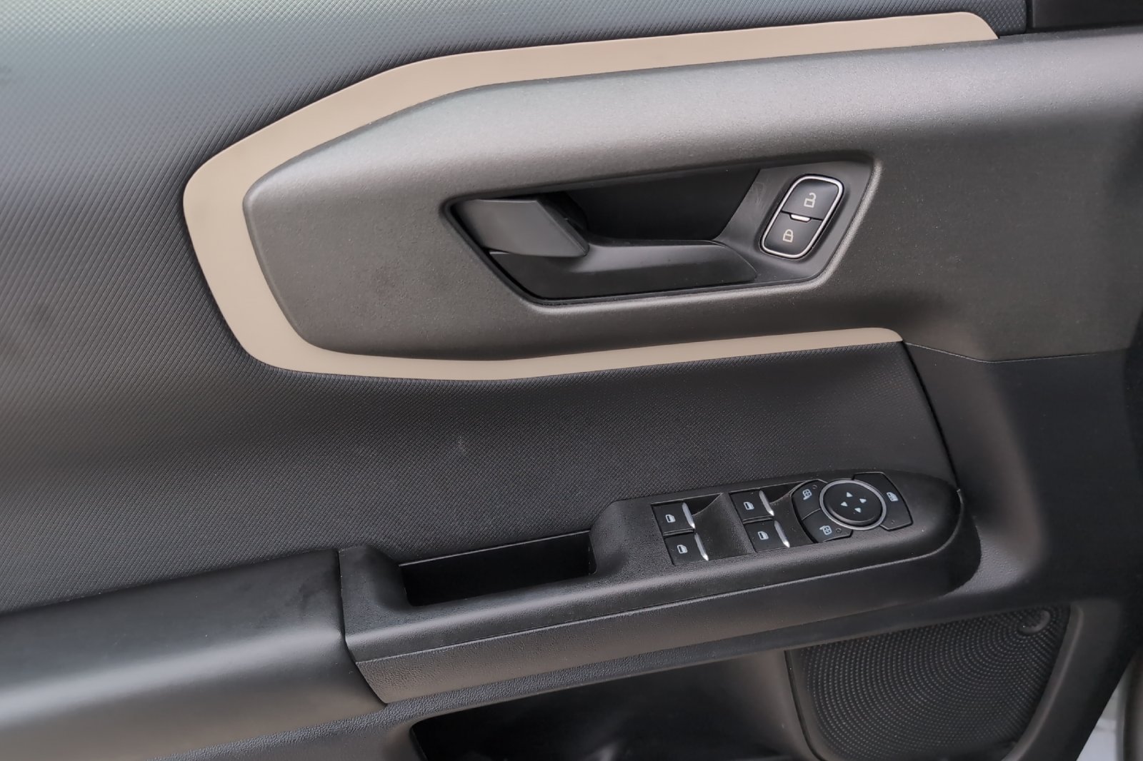 Used 2025 Gray Ford Big Bend image 12