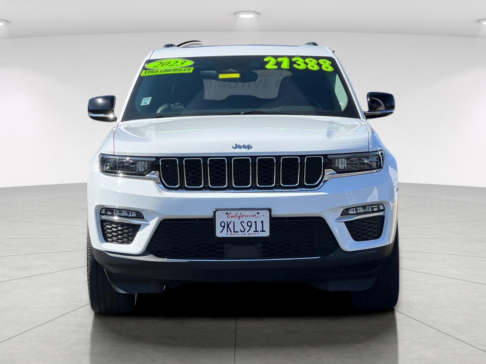 Used 2023 White Jeep 4xe image 8