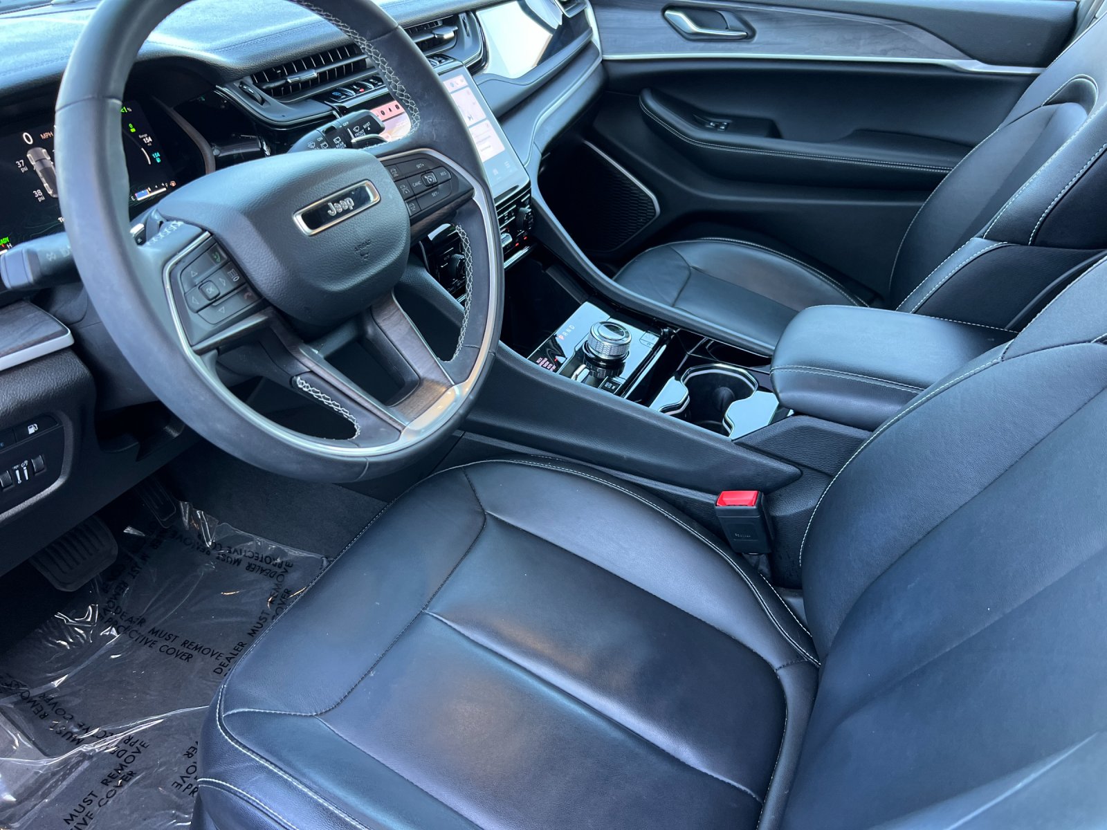 Used 2023 White Jeep 4xe image 9