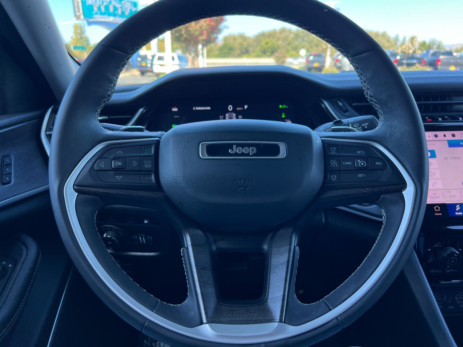 Used 2023 White Jeep 4xe image 23