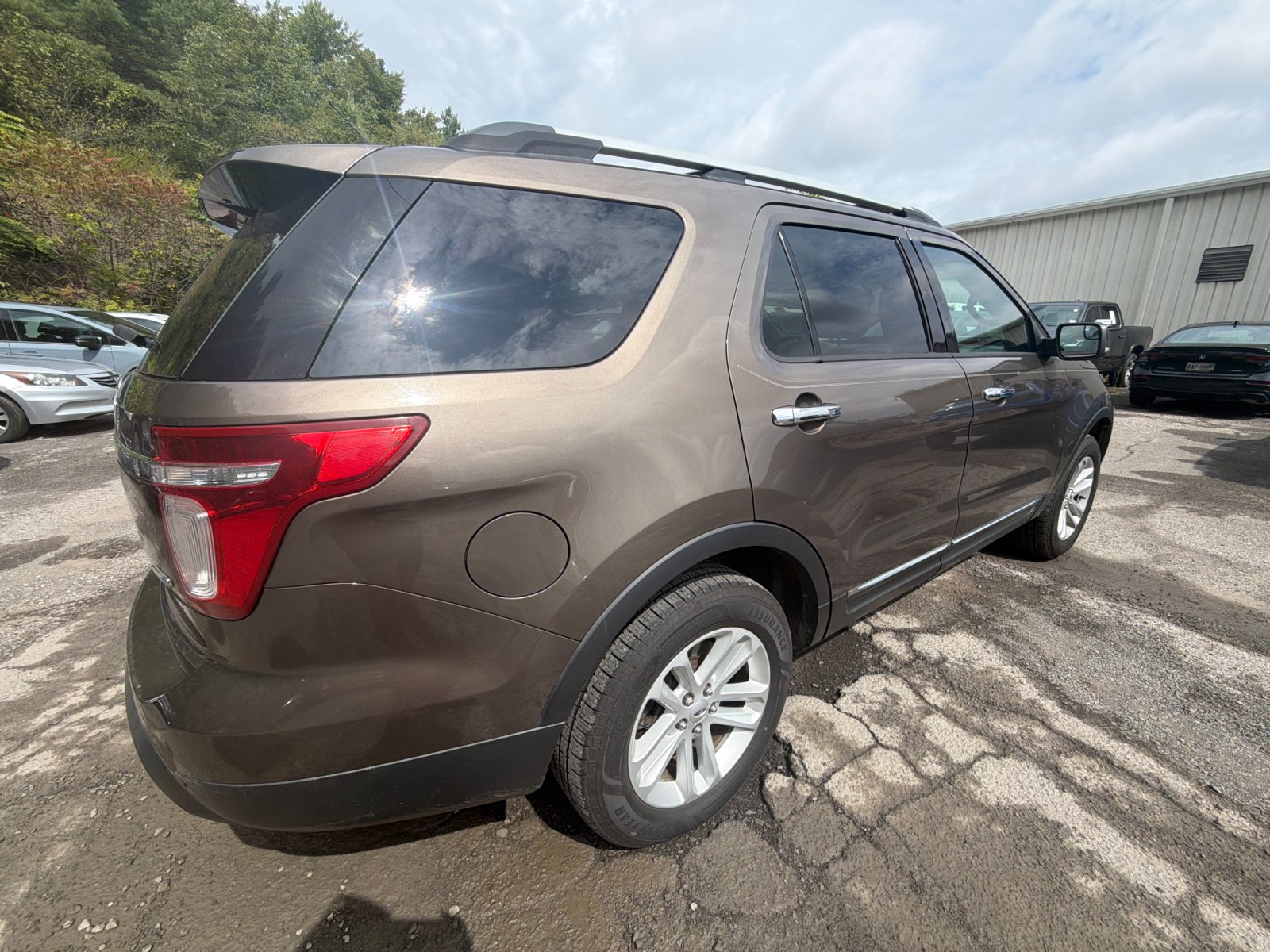 Used 2015 Caribou Metallic Ford XLT image 5
