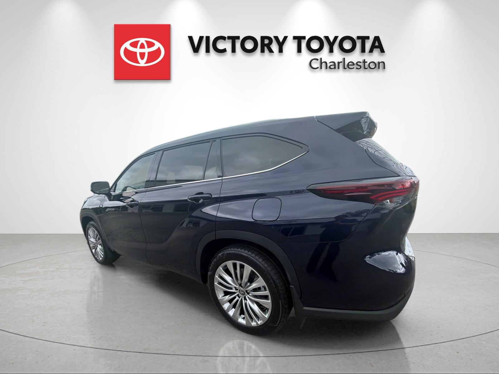New 2026  Toyota Platinum image 3