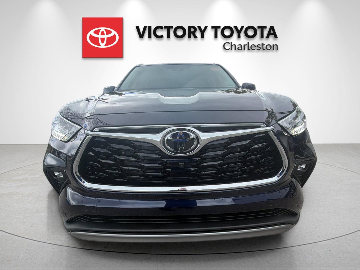 New 2026  Toyota Platinum image 8