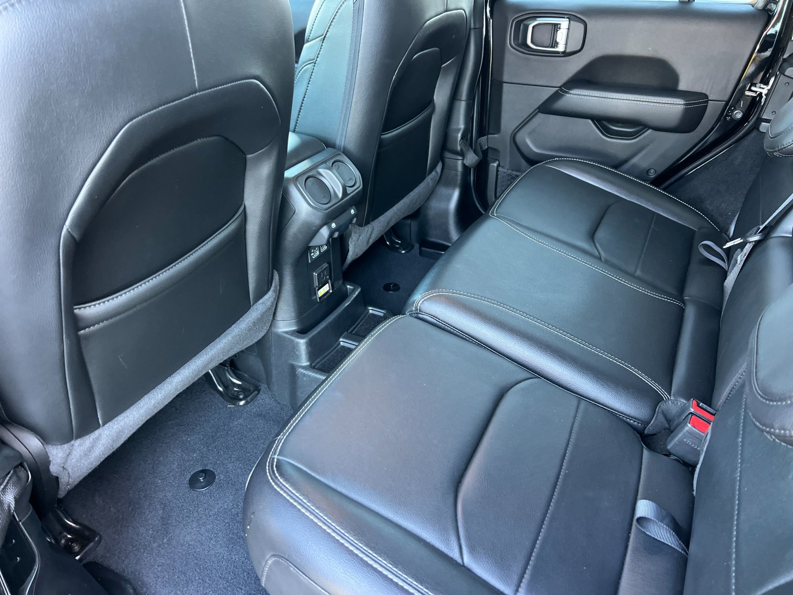 Used 2023 Black Jeep Sahara 4xe image 11