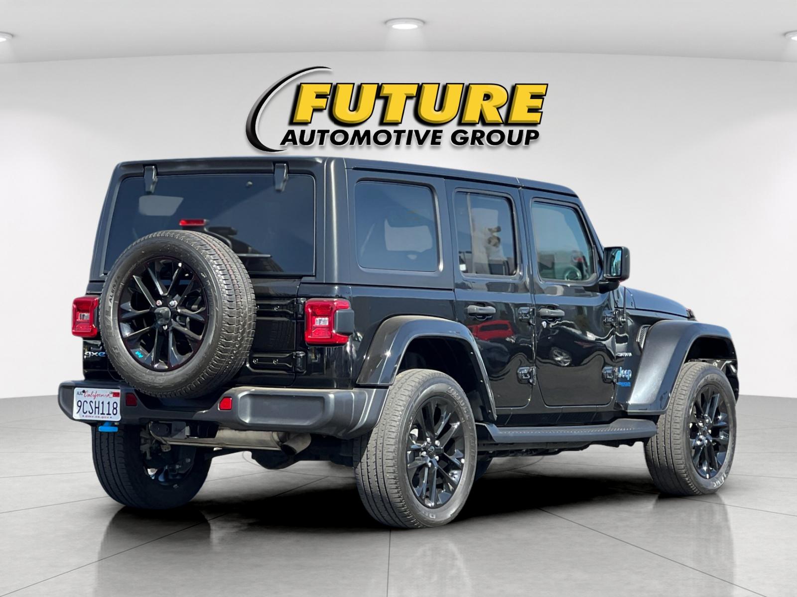 Used 2022 Black Jeep Unlimited Sahara 4xe image 3