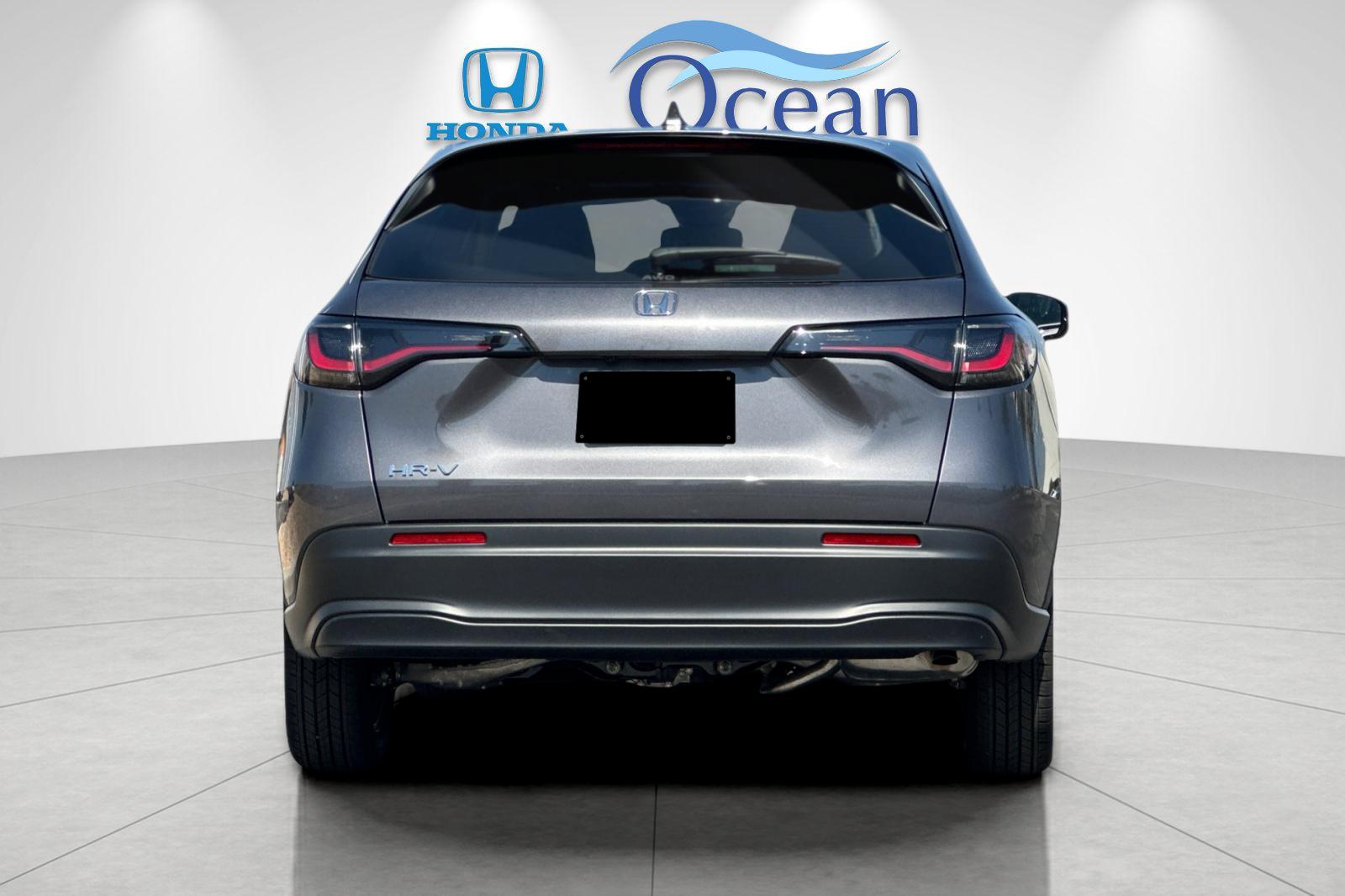 New 2027 Modern Steel Metallic Honda LX image 4