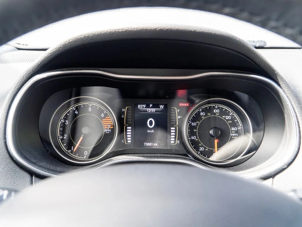 Used 2019 Blue Jeep Latitude image 24