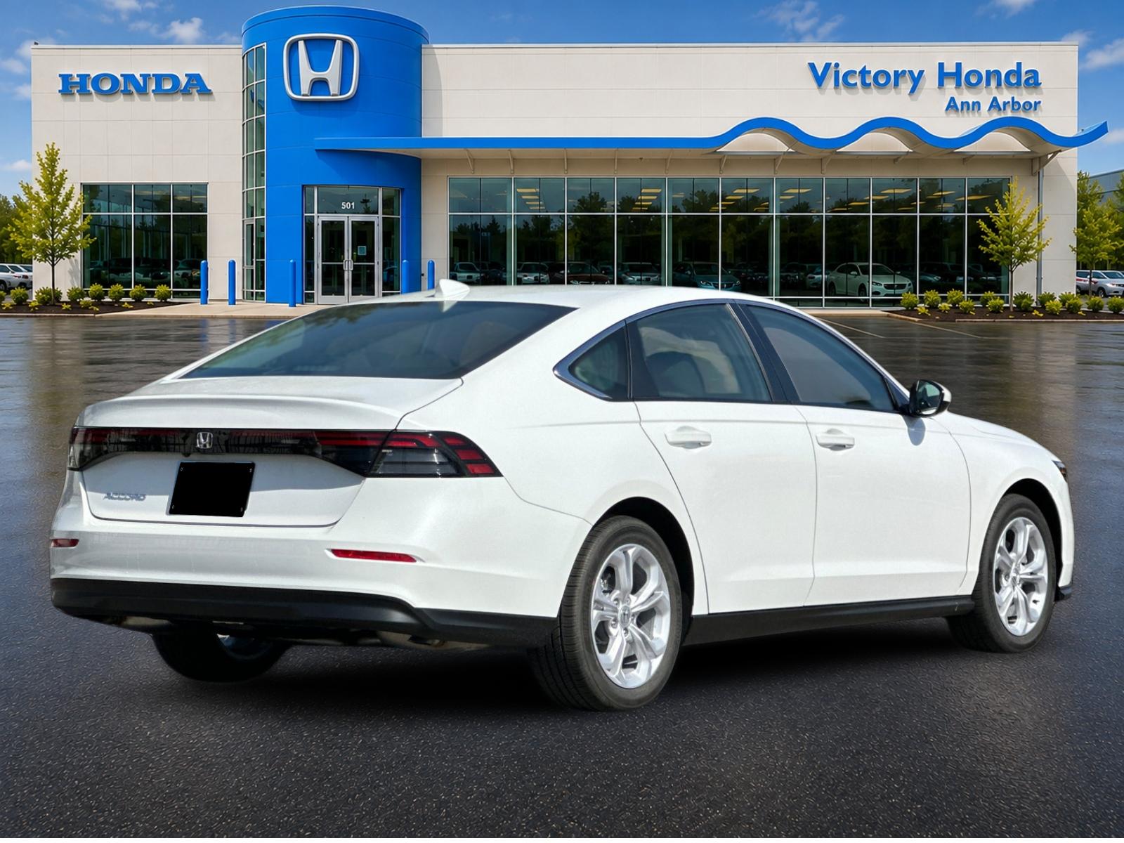 New 2026 Platinum White Pearl Honda LX image 5