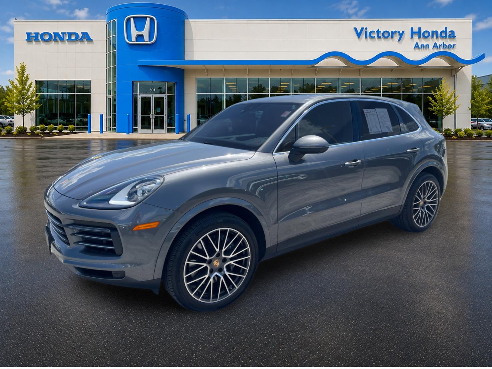Used 2023  Porsche  image 7