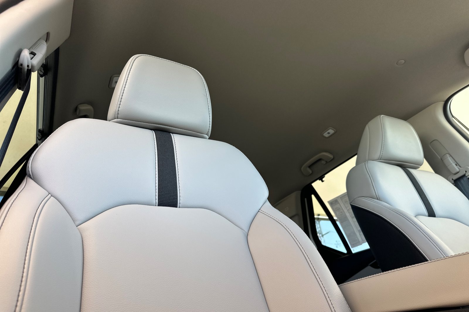 New 2026 Platinum White Pearl Honda AWD EX-L image 17