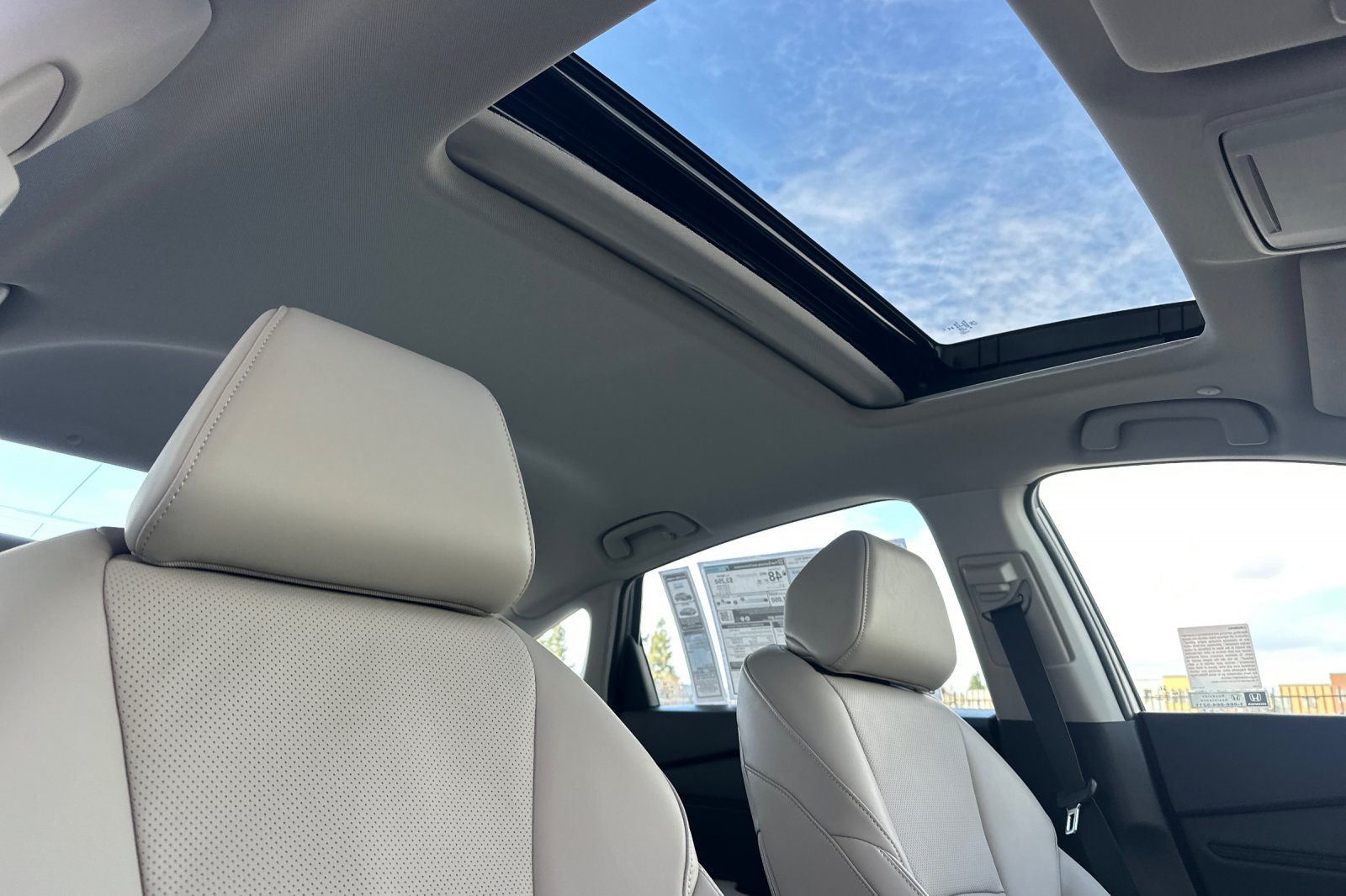 New 2026 Urban Gray Pearl Honda EX-L Hybrid image 15