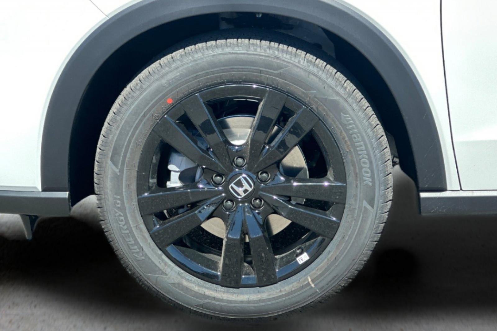 New 2027 Platinum White Pearl Honda Sport AWD image 23