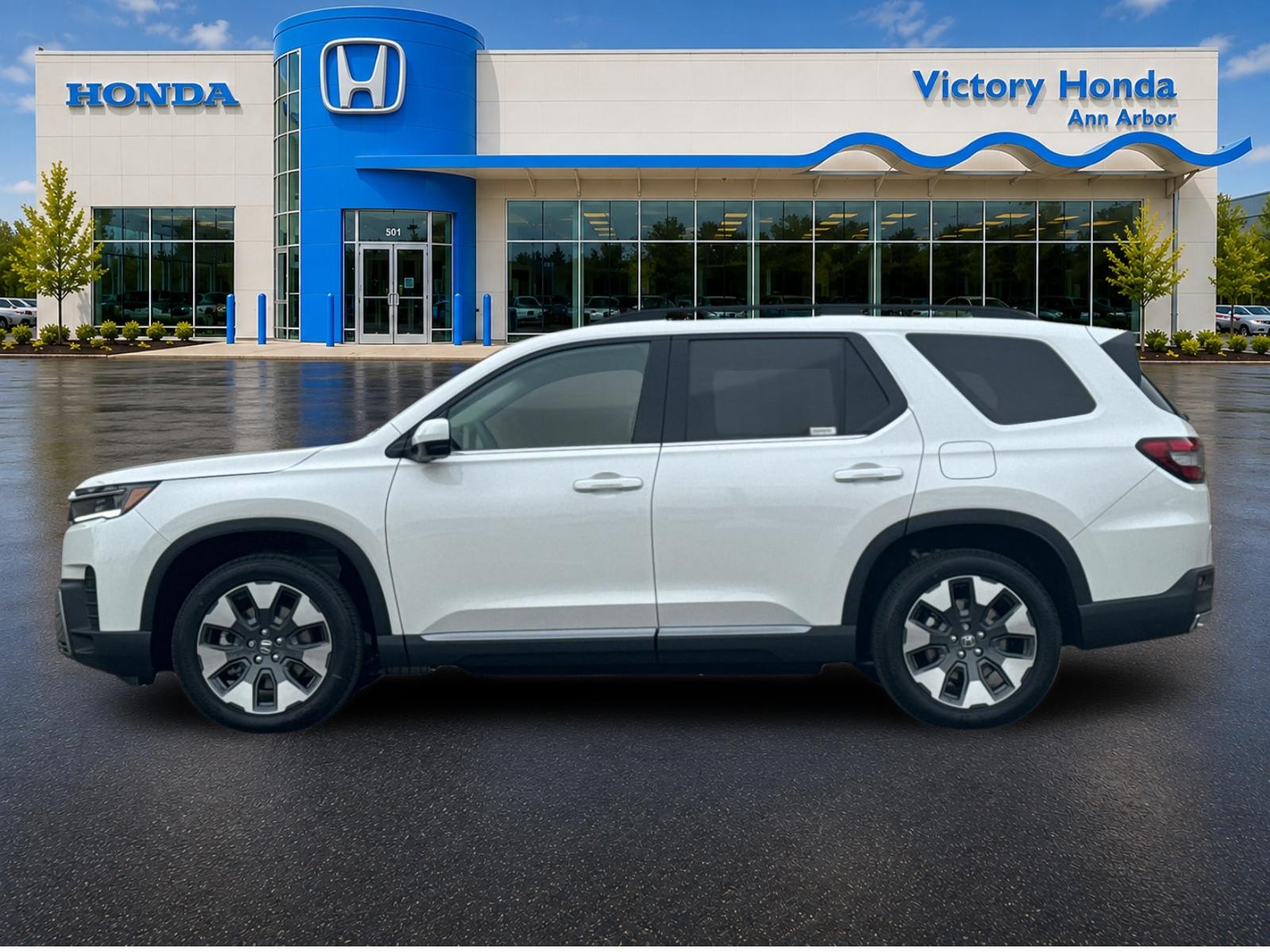 New 2026 Platinum White Pearl Honda AWD Touring image 8