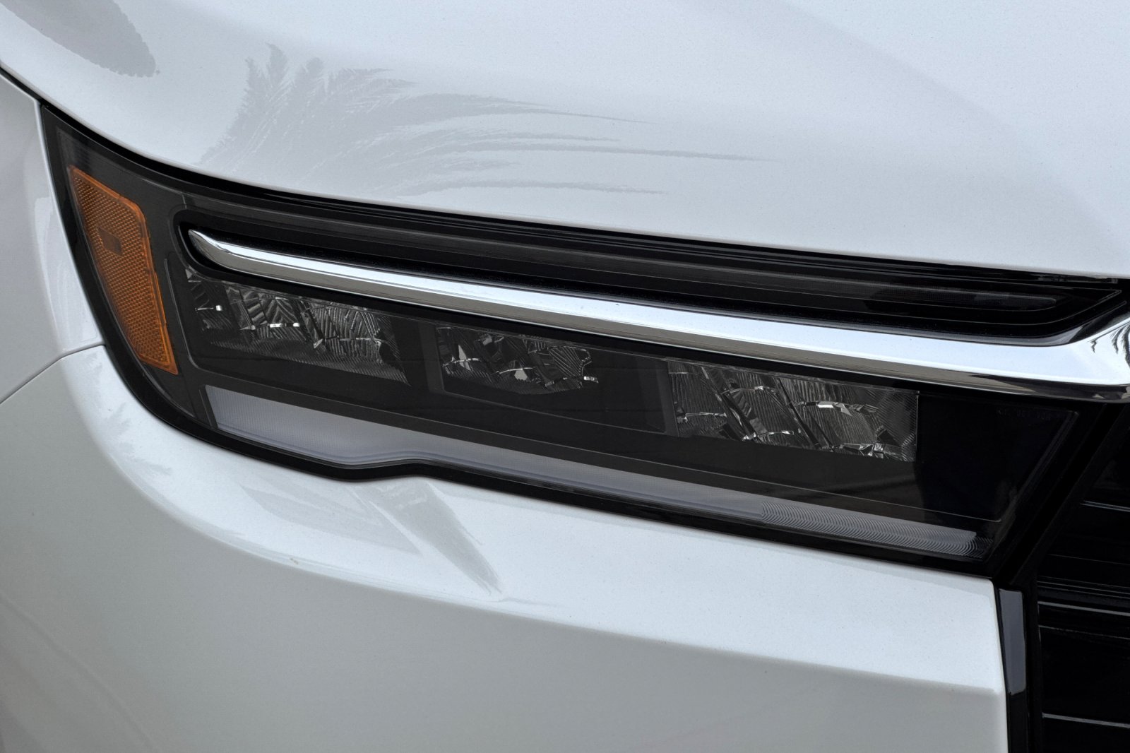 New 2026 Platinum White Pearl Honda AWD Touring image 28