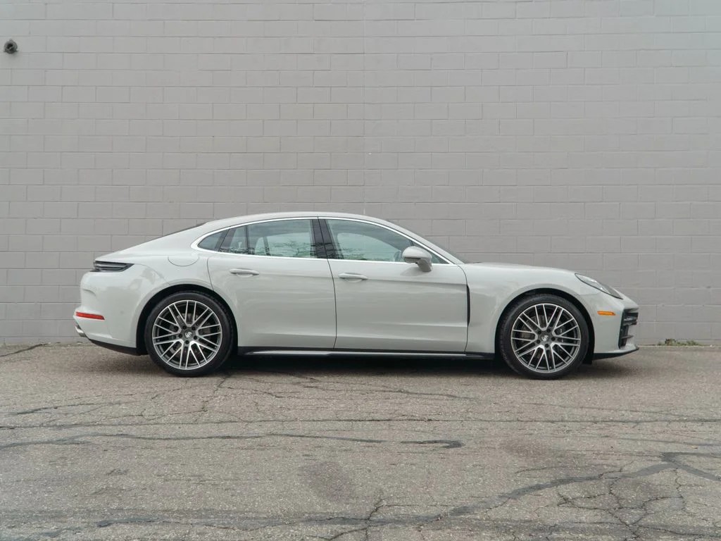 Used 2026  Porsche 4 image 8
