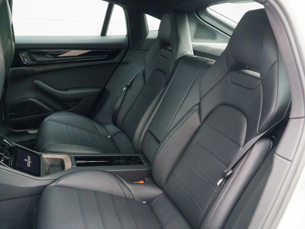 Used 2026  Porsche 4 image 18