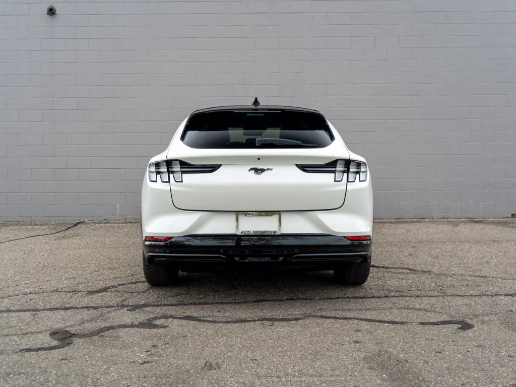 Used 2021 White Metallic Ford Premium image 6
