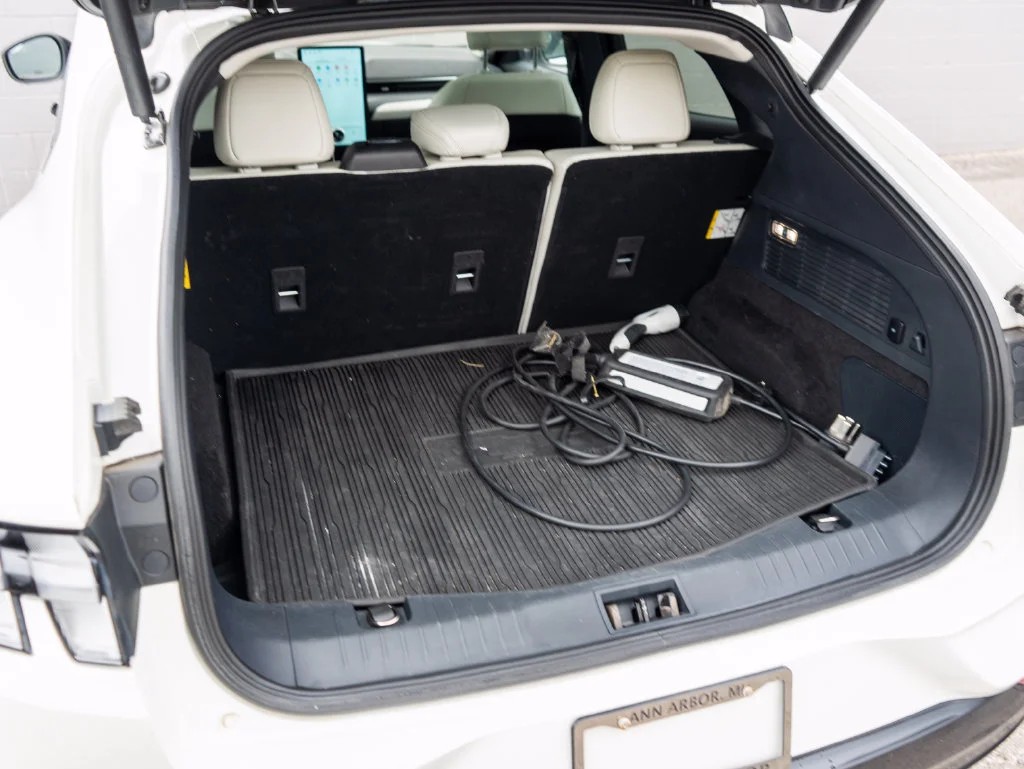 Used 2021 White Metallic Ford Premium image 15