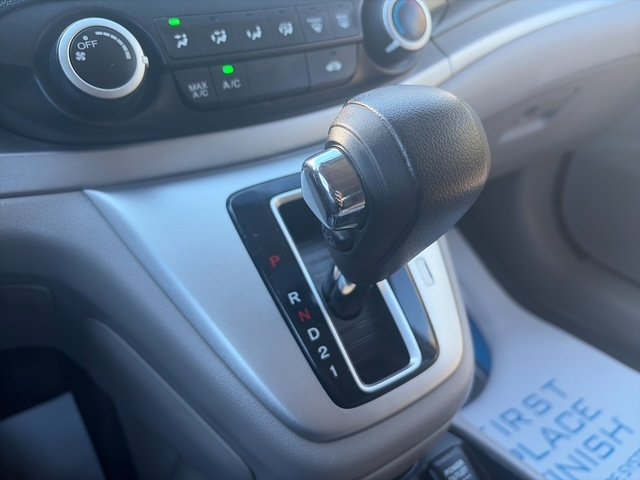 Used 2013  Honda EX image 25