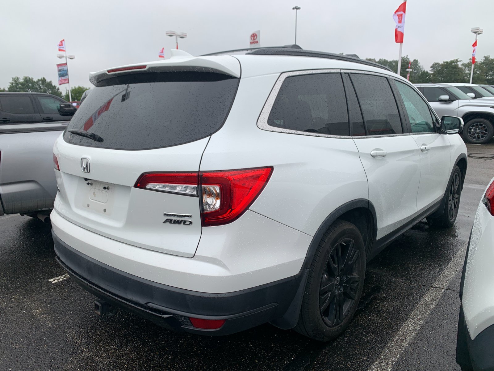 Used 2021 White Honda Special Edition image 2