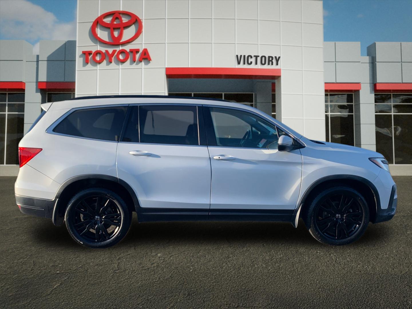 Used 2021 White Honda Special Edition image 2