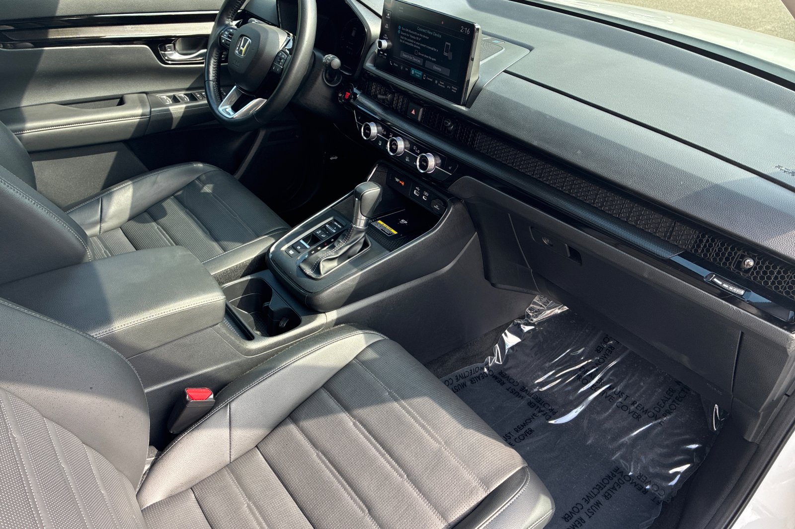 Used 2025 Platinum White Pearl Honda EX-L image 17