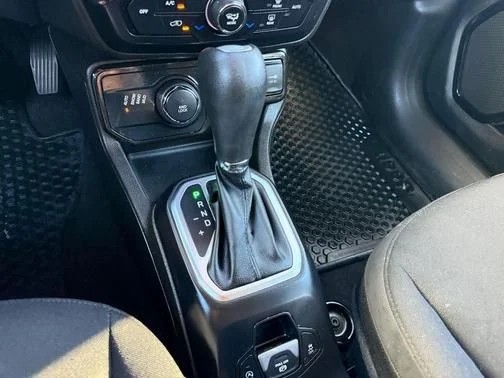 2023 Jeep Renegade Altitude - Photo 8