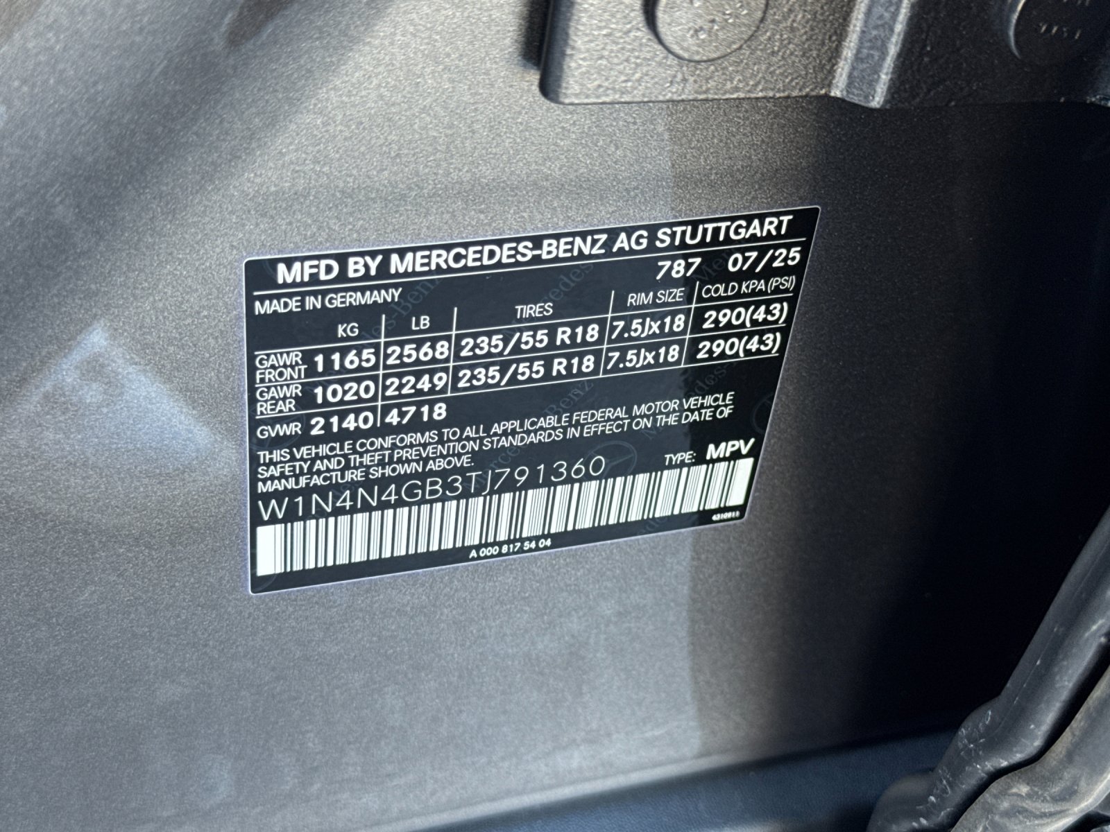 Used 2026 Mountain Grey Metallic Mercedes-Benz GLA 250 4D Sport Utility image 35