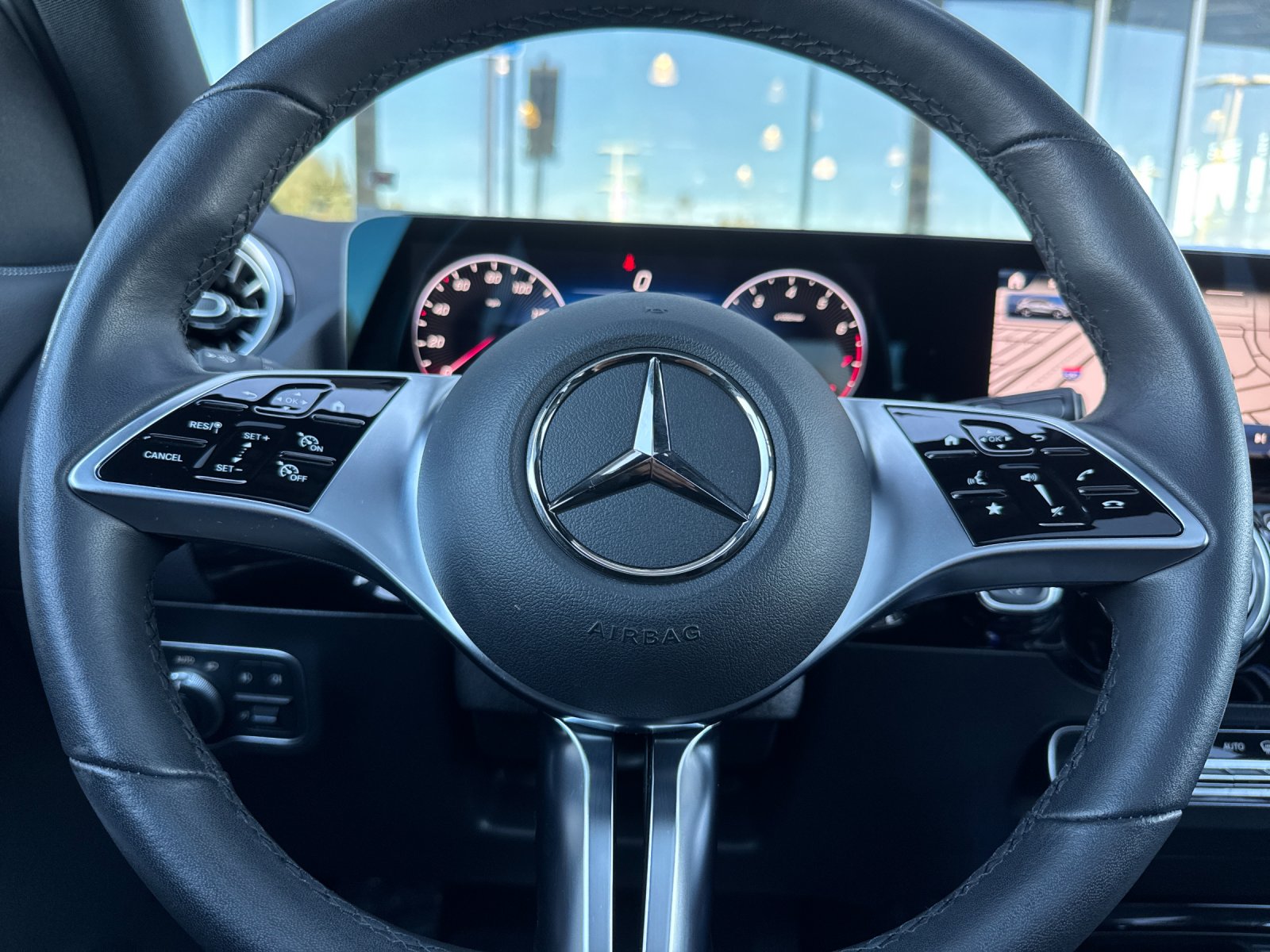 Used 2026 Polar White Mercedes-Benz GLA 250 4D Sport Utility image 27