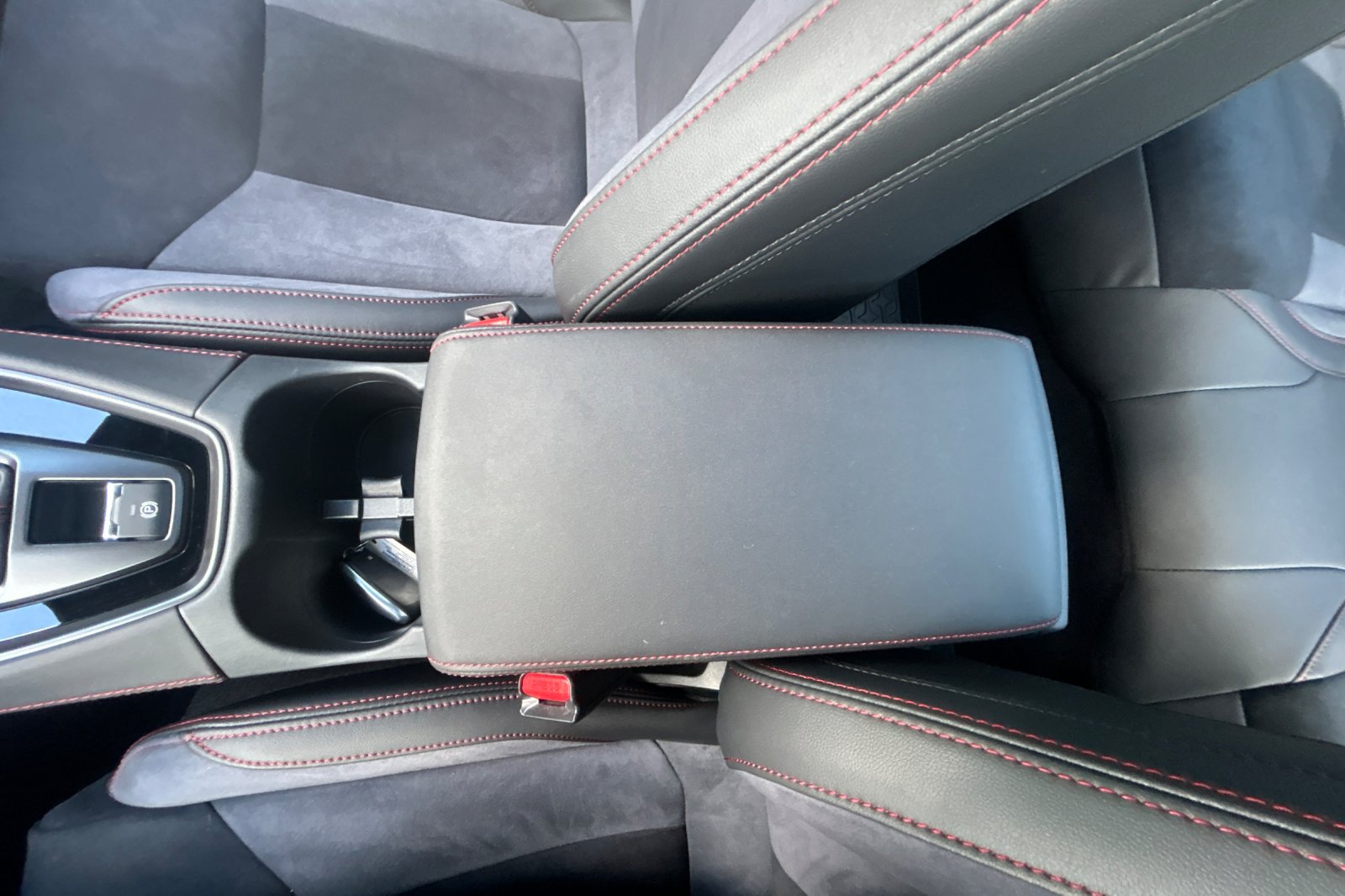 Used 2023 Gray Metallic Subaru Limited image 20