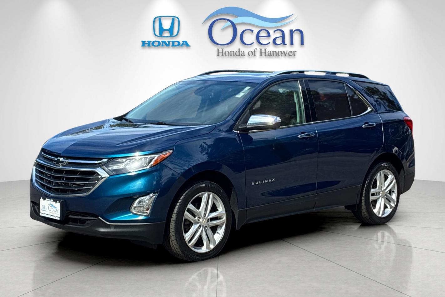 Used 2020 Pacific Blue Metallic Chevrolet Premier image 7