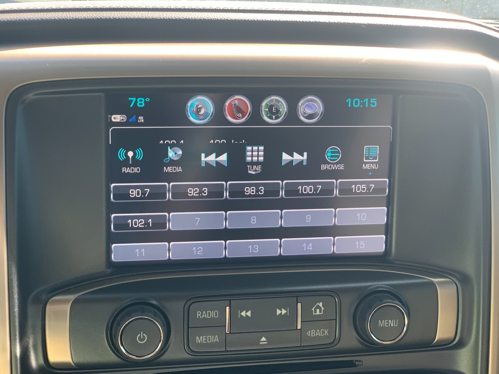 Used 2018 White GMC Denali image 21