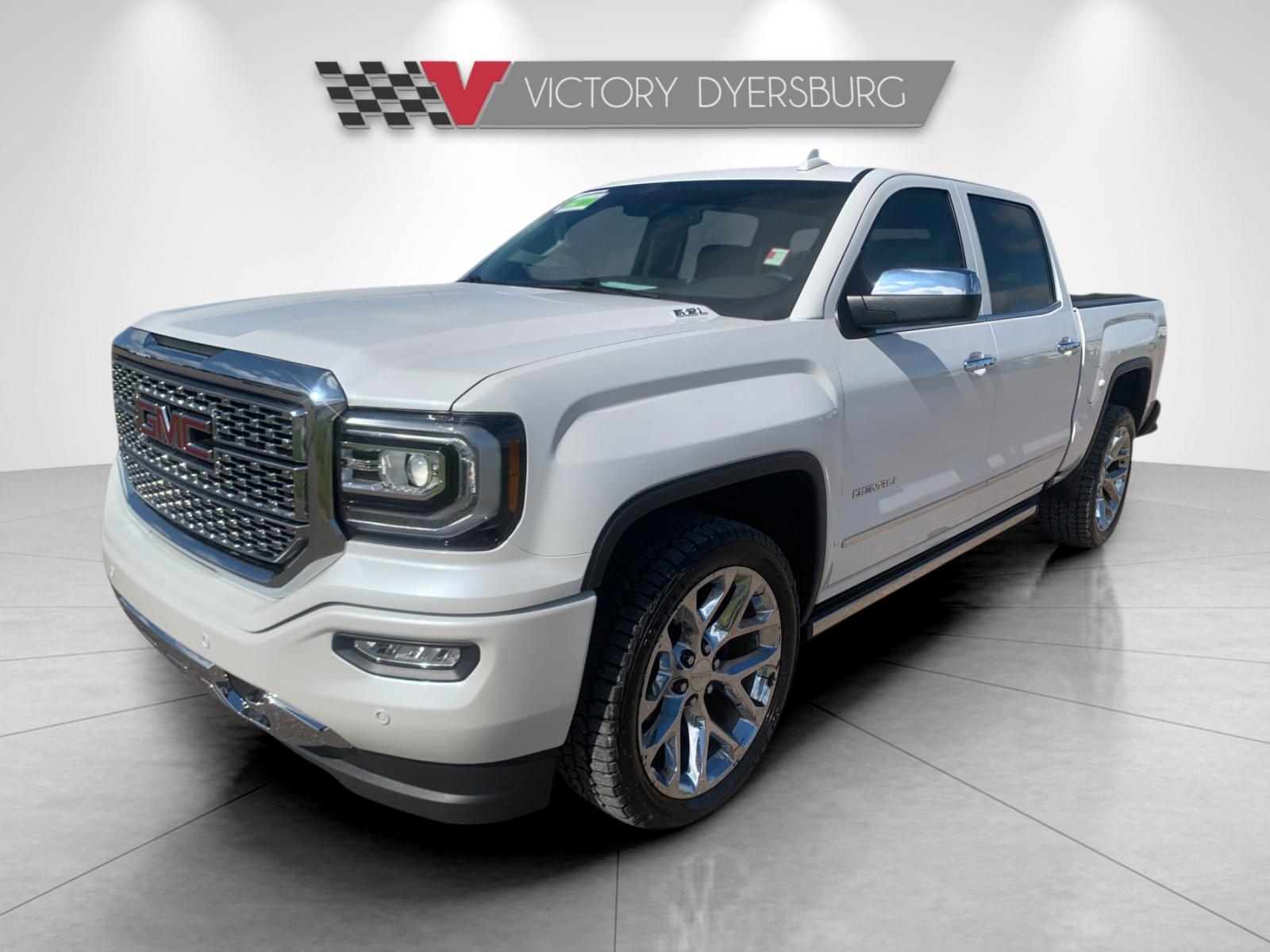 Used 2018 White GMC Denali image 8