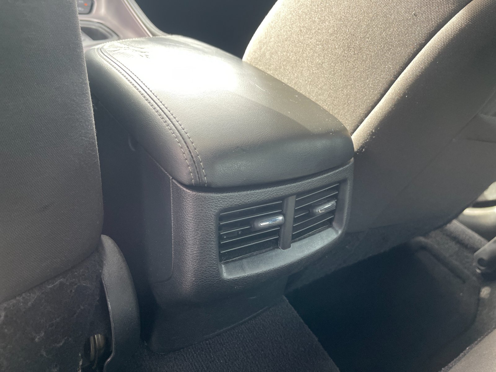Used 2023 White Dodge SXT image 14