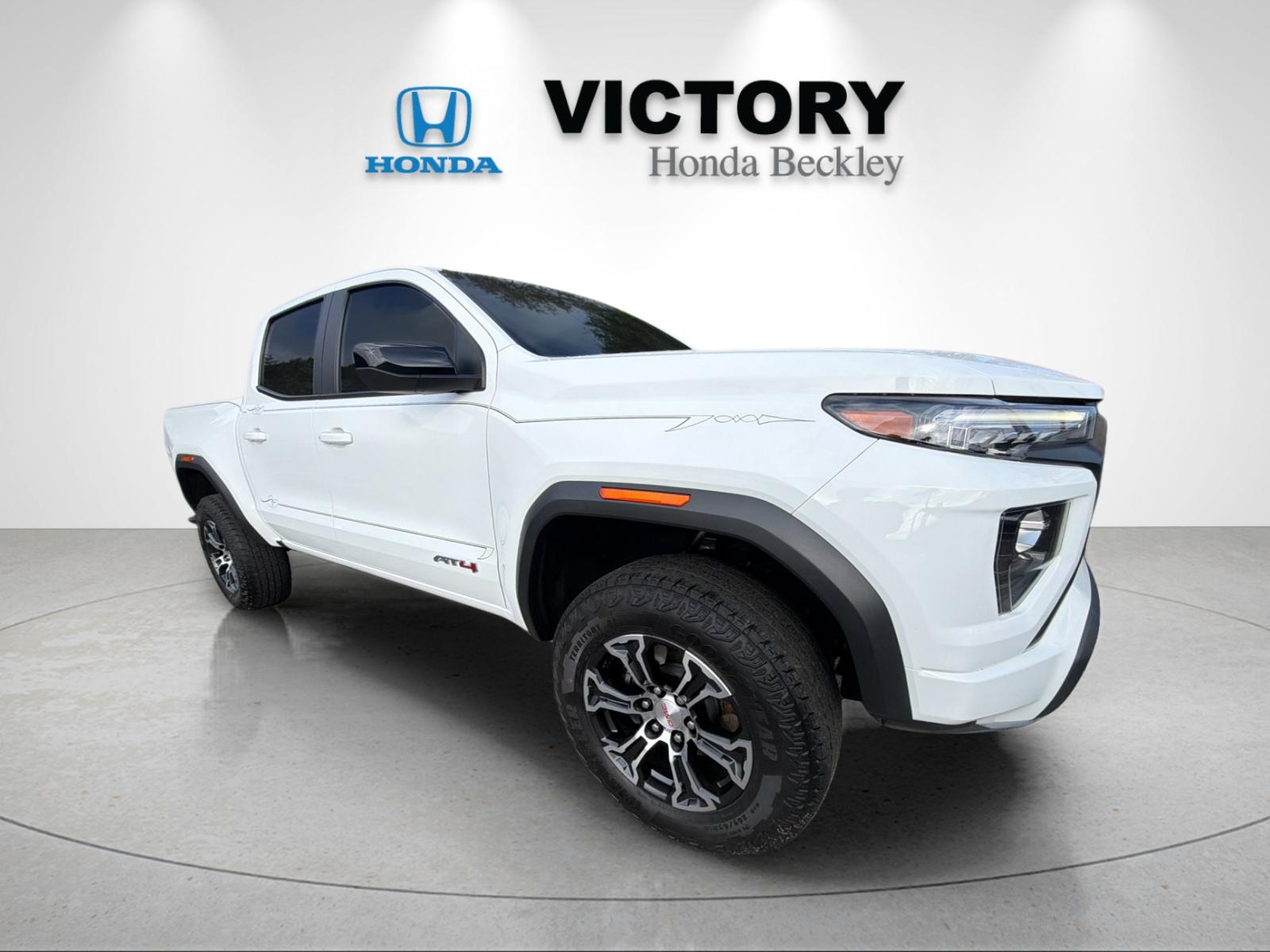 Used 2023 Summit White GMC AT4 image 7
