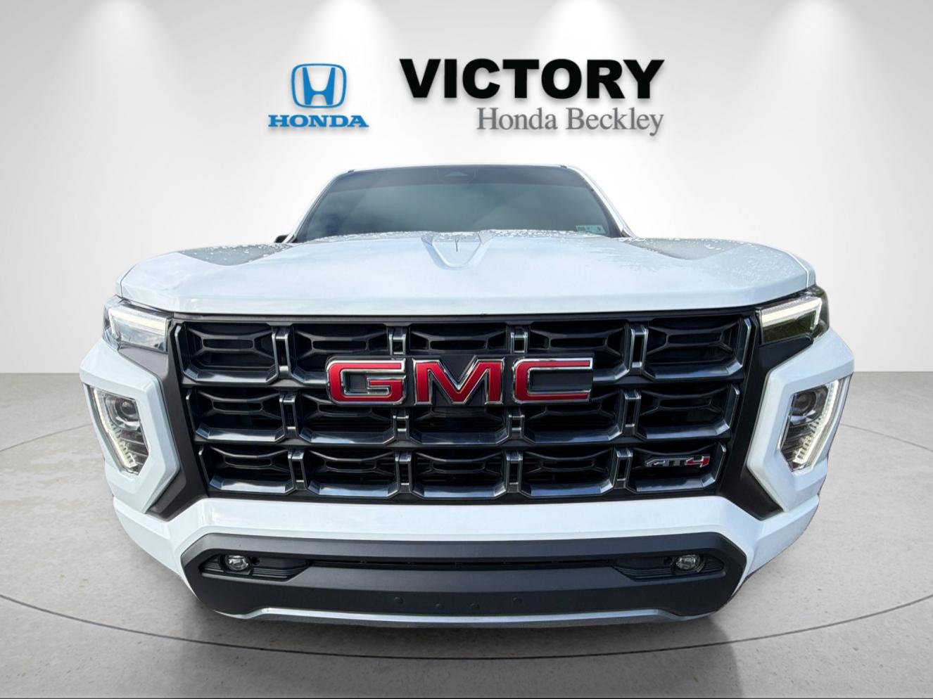 Used 2023 Summit White GMC AT4 image 8