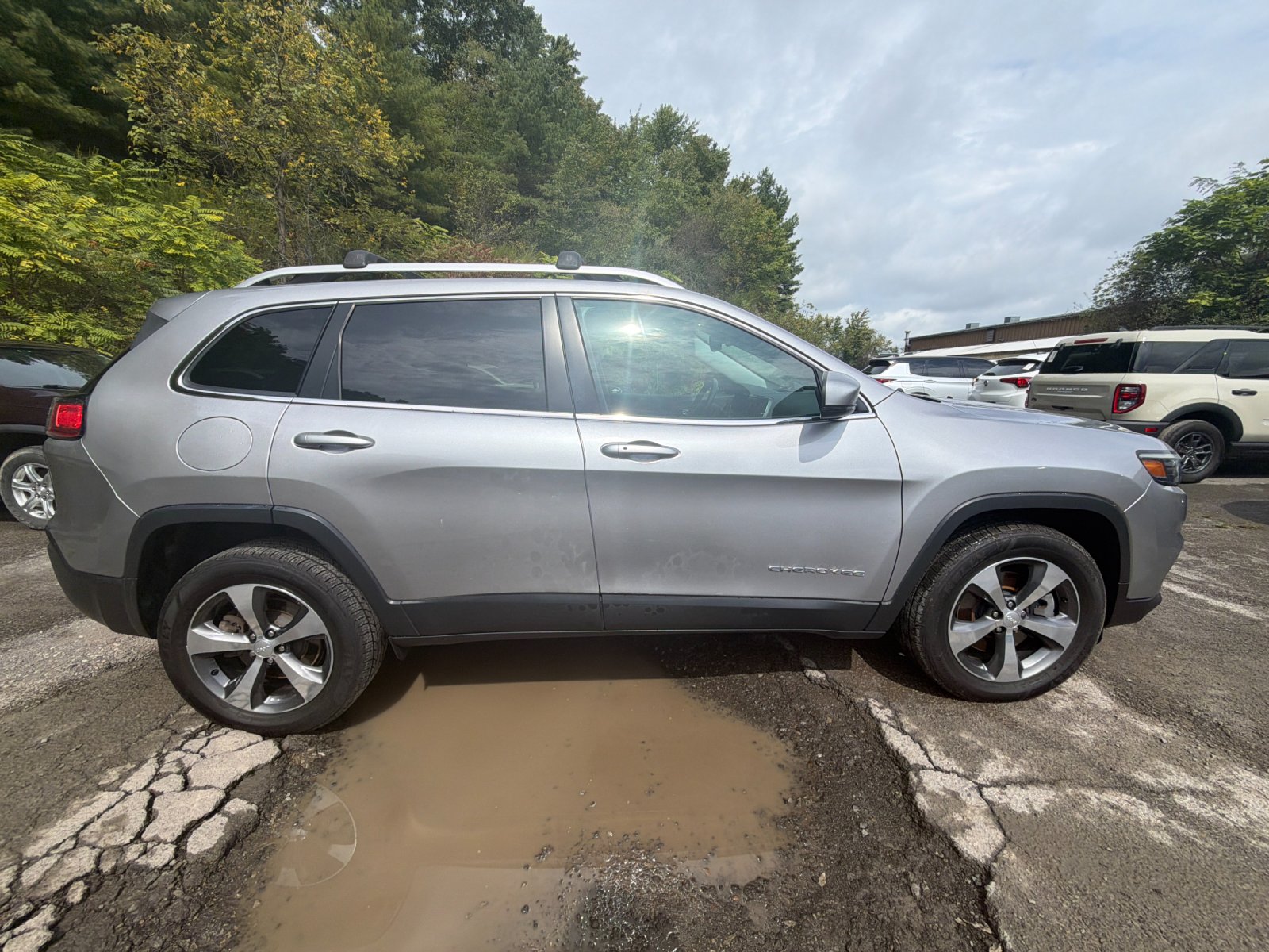 Used 2020 Billet Silver Metallic Jeep Limited image 6