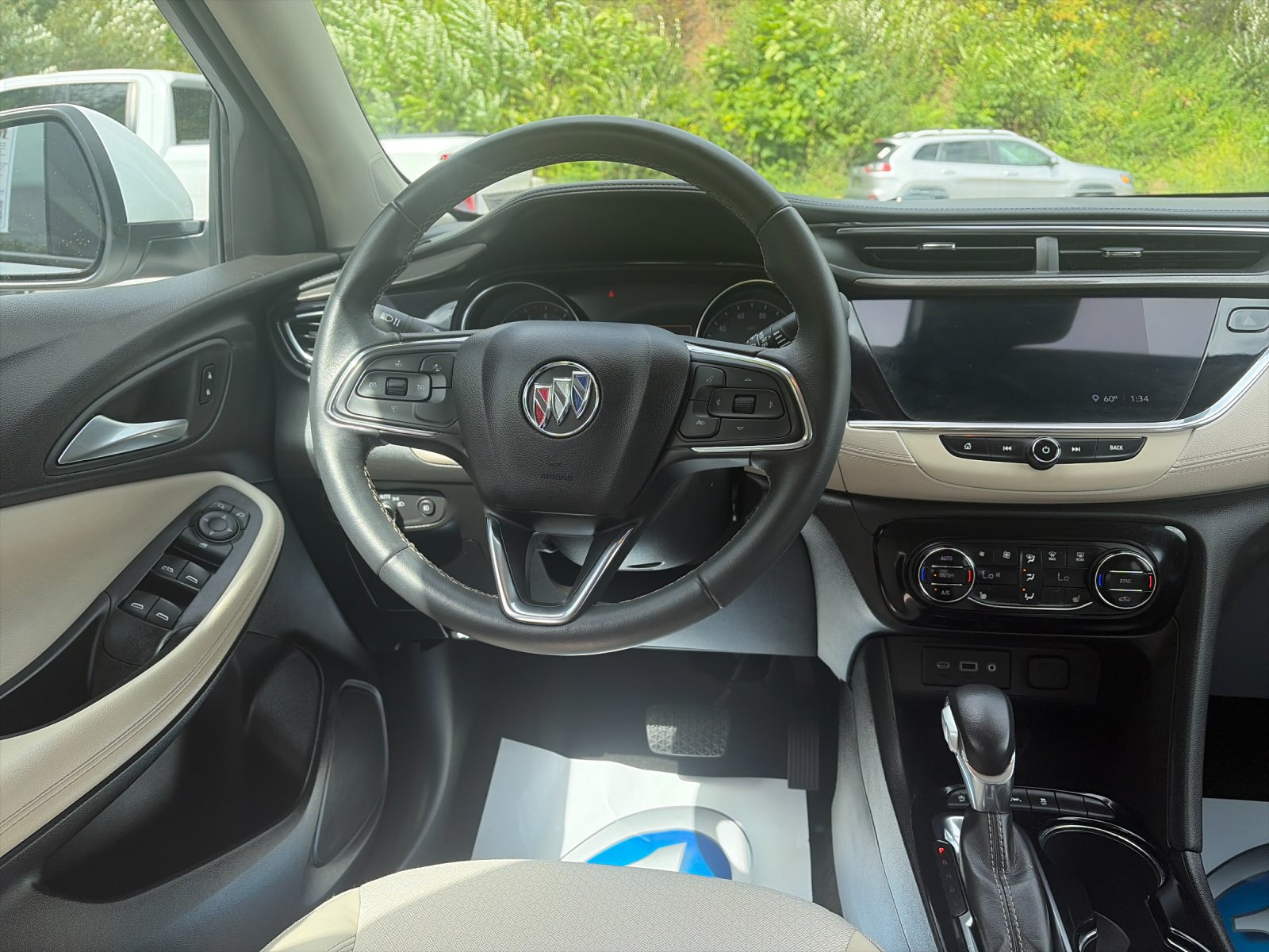 Used 2023 Summit White Buick Select image 17
