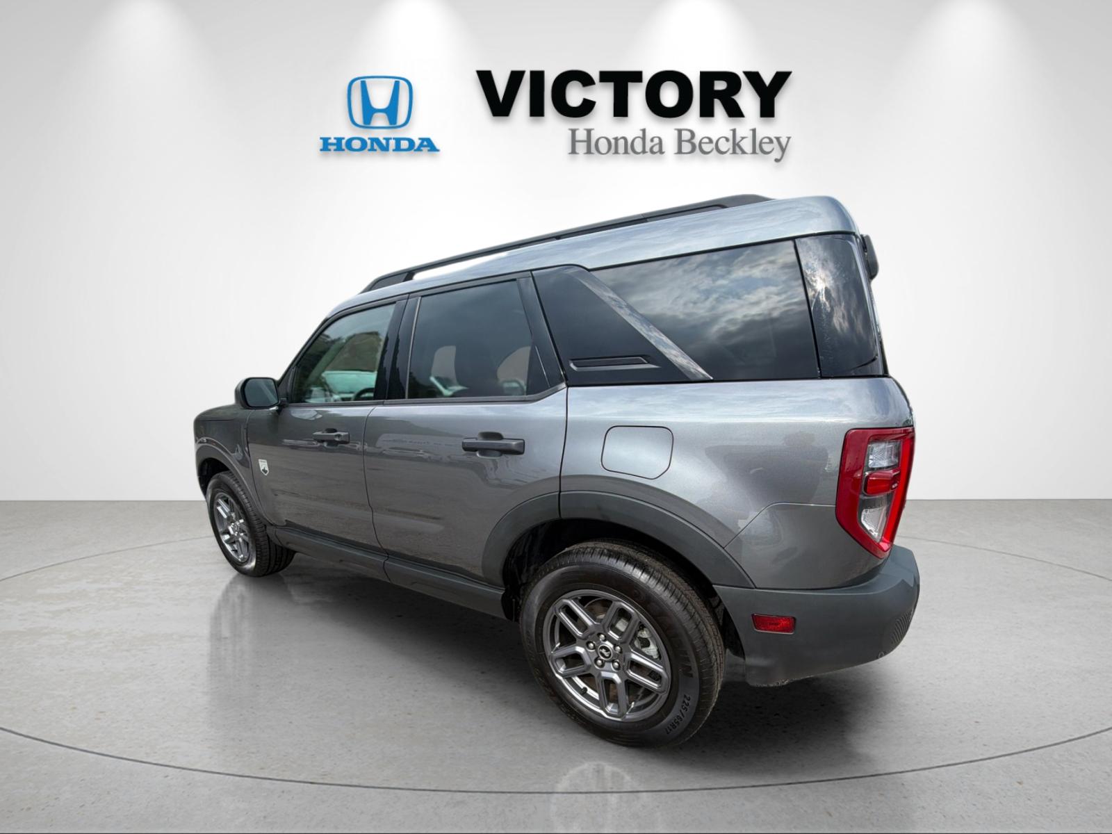 Used 2025 Gray Metallic Ford Big Bend image 3
