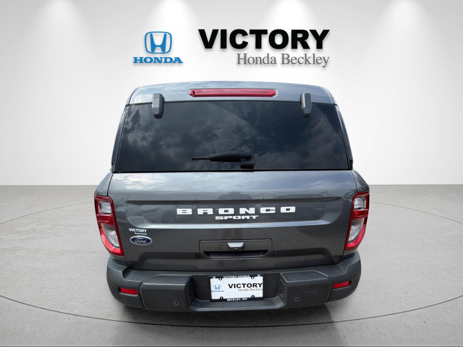 Used 2025 Gray Metallic Ford Big Bend image 4