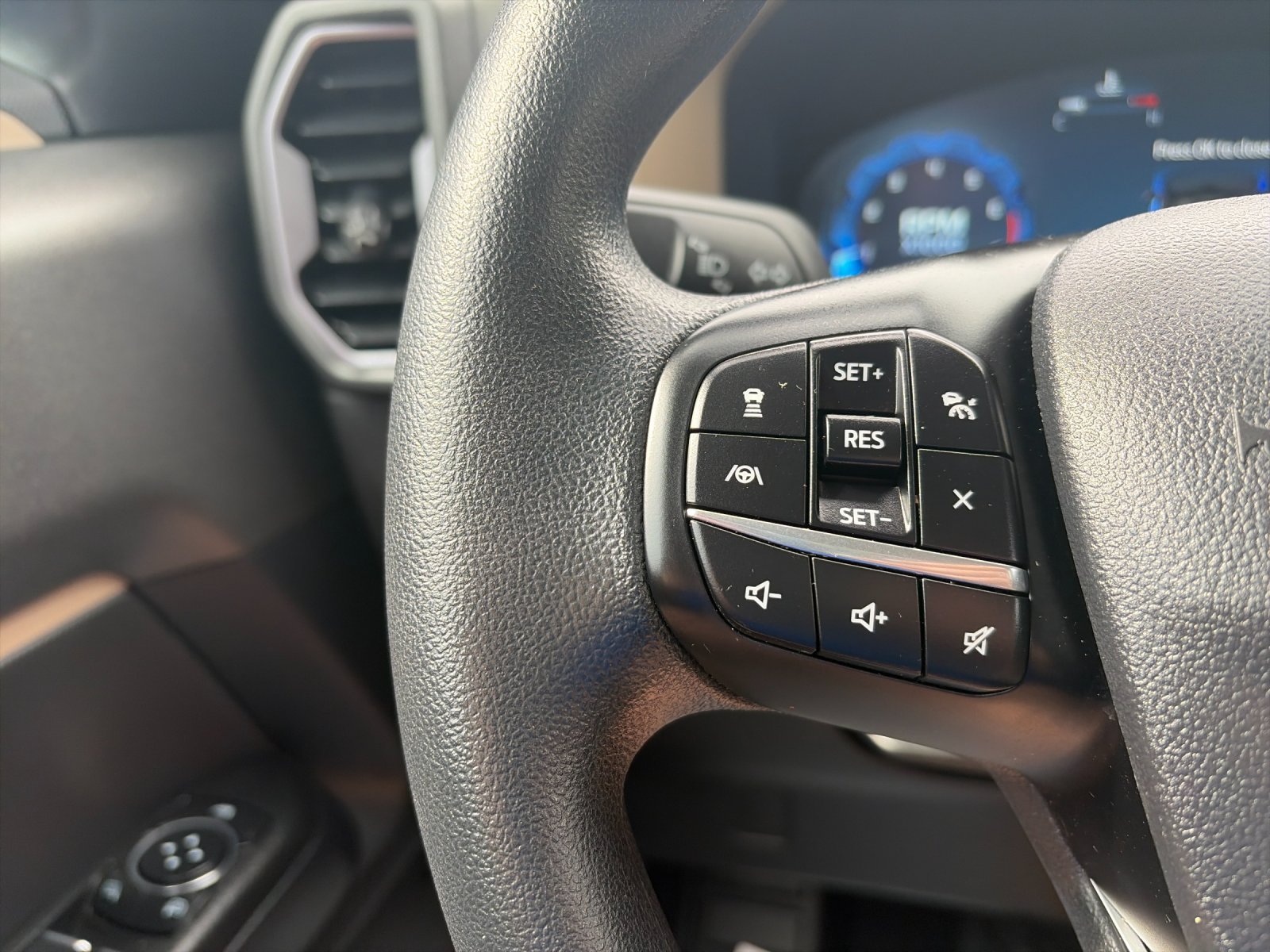 Used 2025 Gray Metallic Ford Big Bend image 29