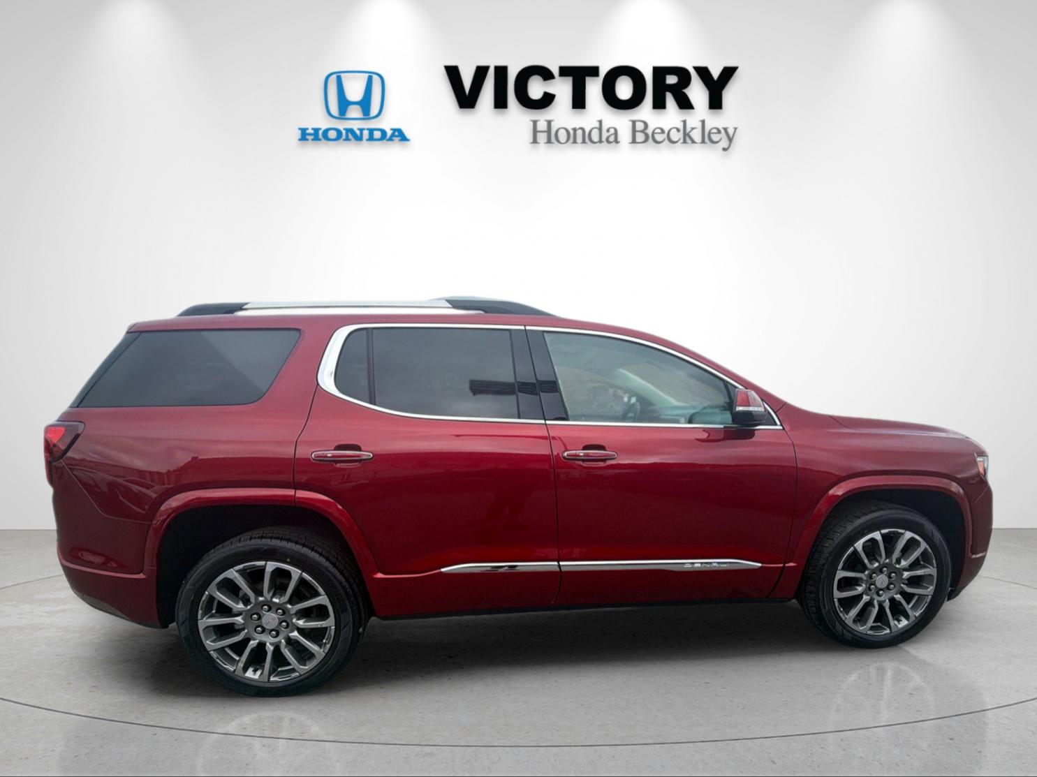 Used 2023 Volcanic Red GMC Denali image 6
