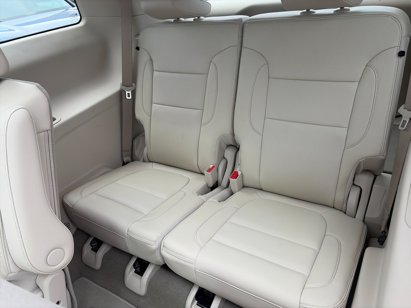 Used 2023 Volcanic Red GMC Denali image 18