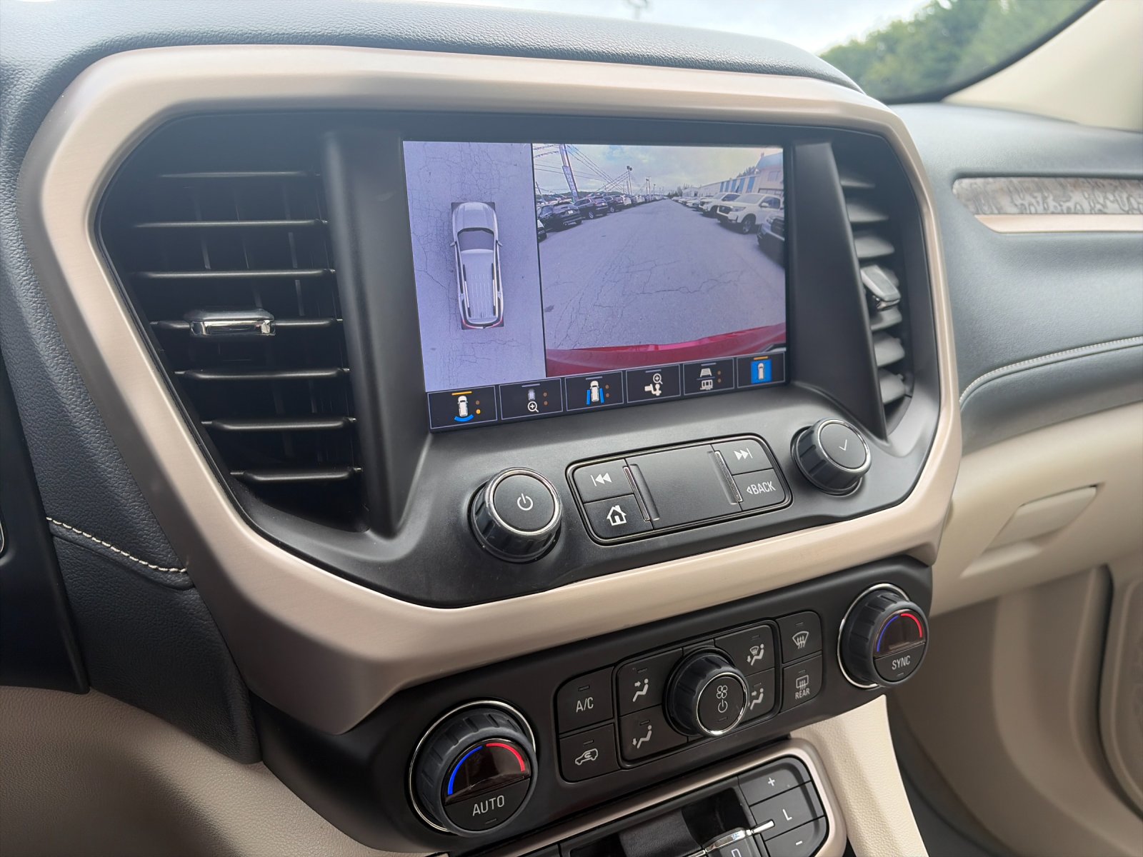 Used 2023 Volcanic Red GMC Denali image 25