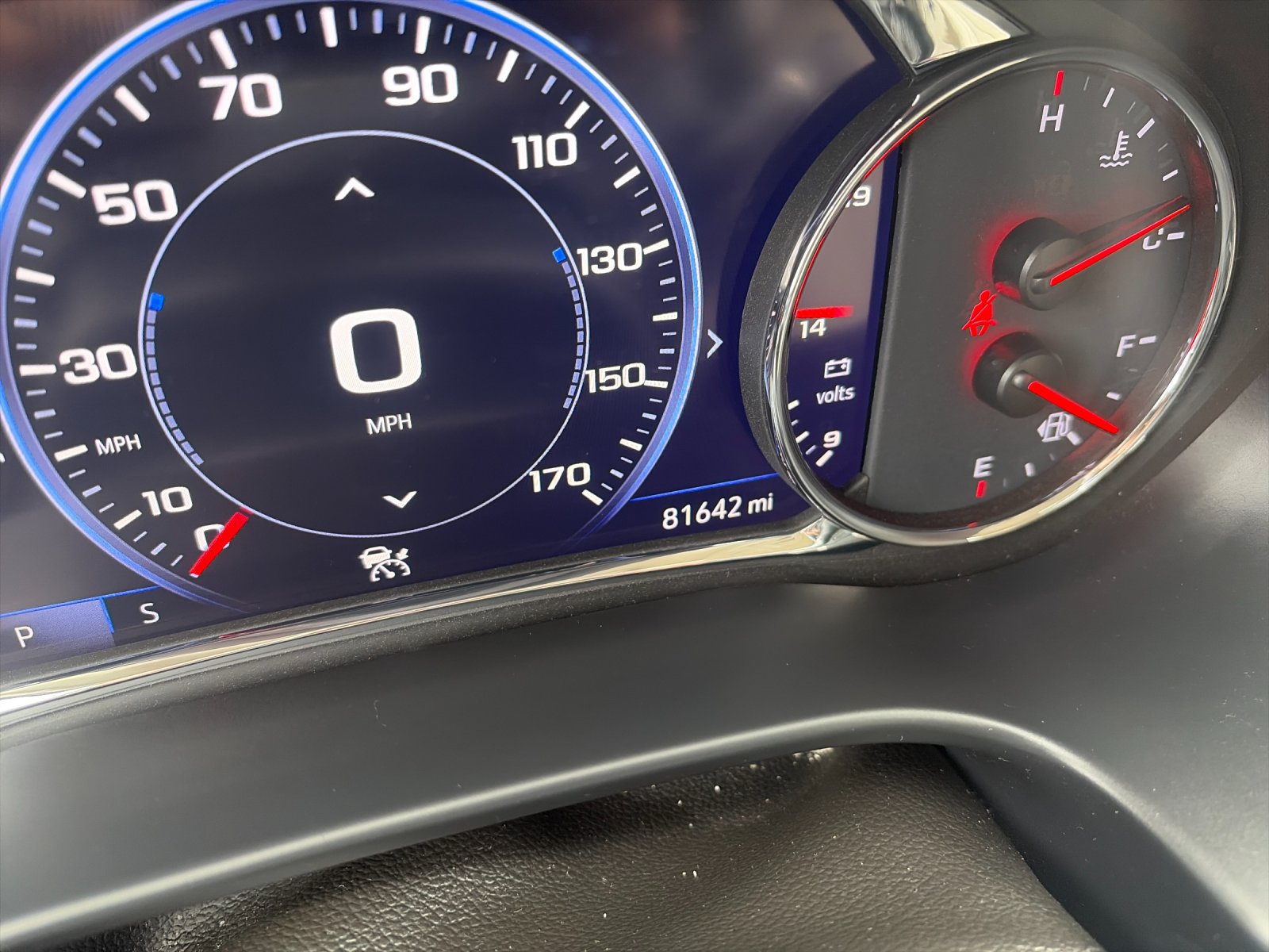 Used 2023 Volcanic Red GMC Denali image 33
